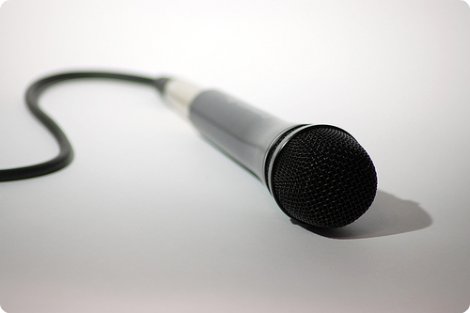 Microphone (2)