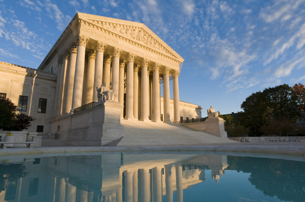 the,front,of,the,us,supreme,court,in,washington,,dc,