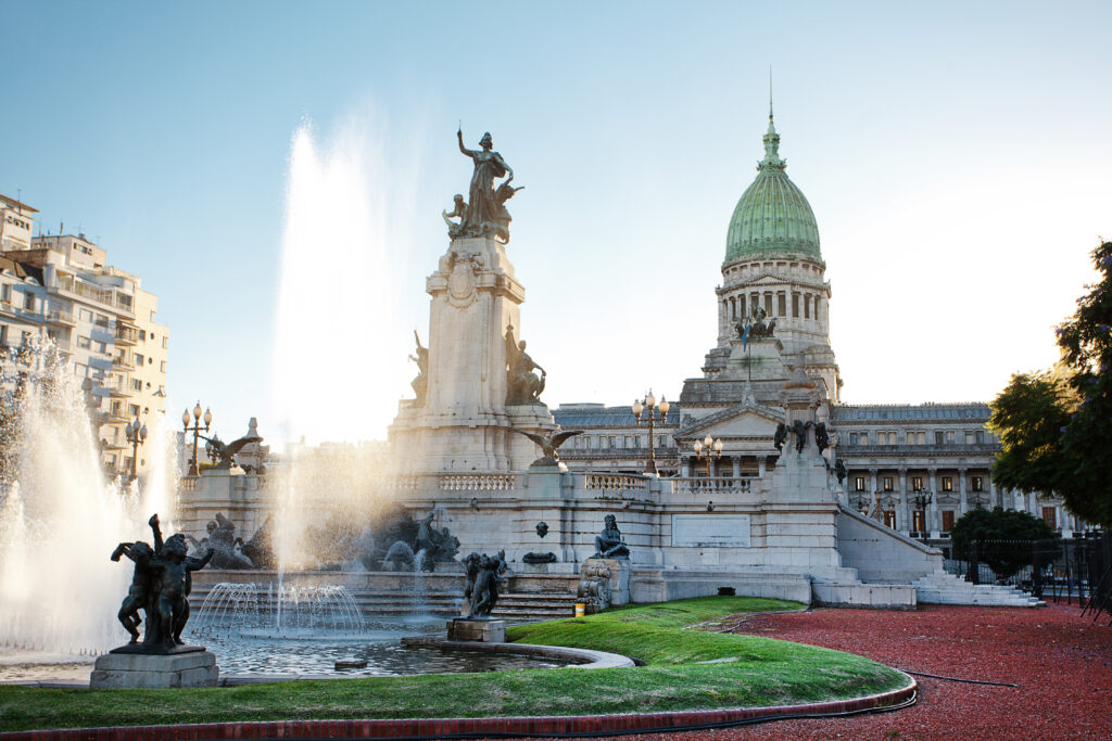 building,of,congress,and,the,fountain,in,buenos,aires,,argentina